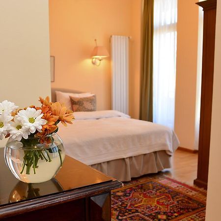 Urban Lodge Hotel Rooms And Suits تبليسي المظهر الخارجي الصورة