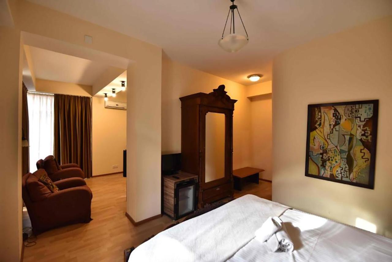 Urban Lodge Hotel Rooms And Suits تبليسي المظهر الخارجي الصورة
