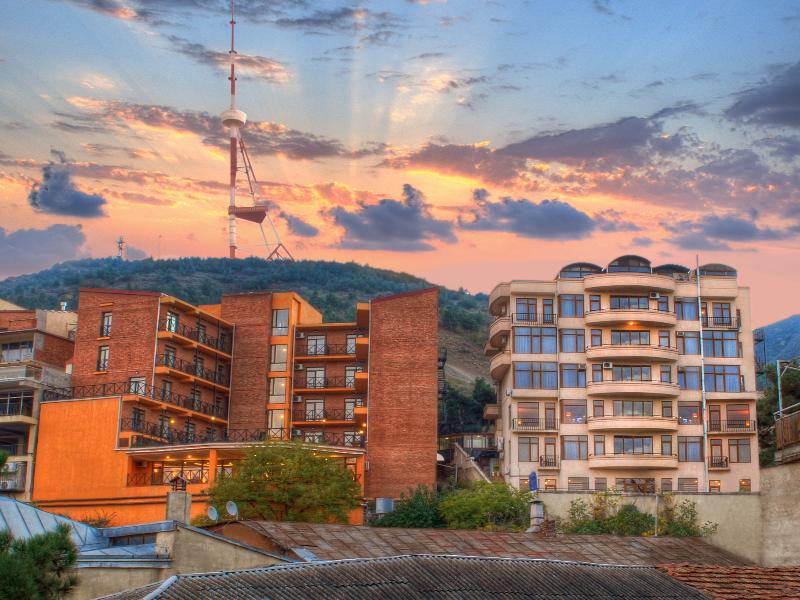 Urban Lodge Hotel Rooms And Suits تبليسي المظهر الخارجي الصورة