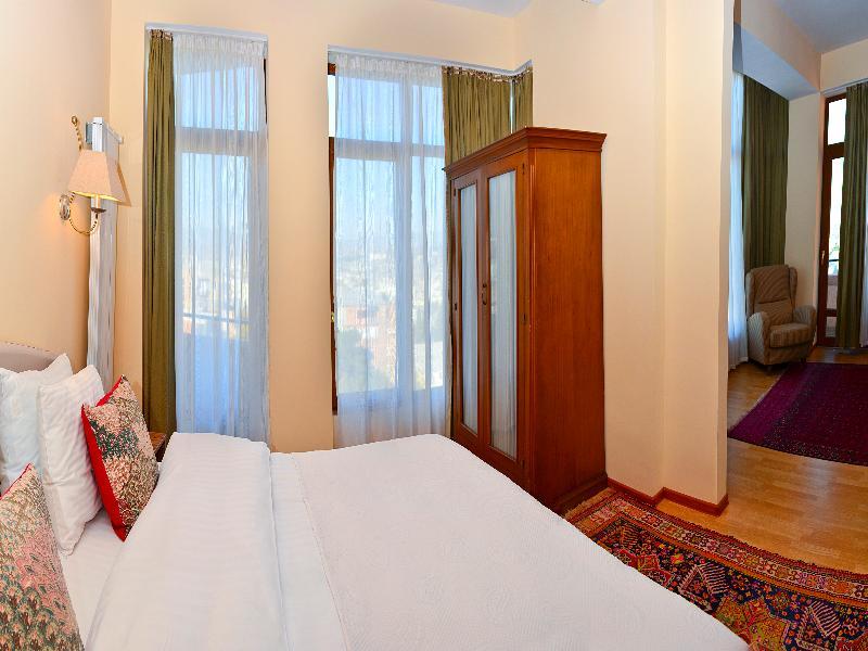 Urban Lodge Hotel Rooms And Suits تبليسي المظهر الخارجي الصورة