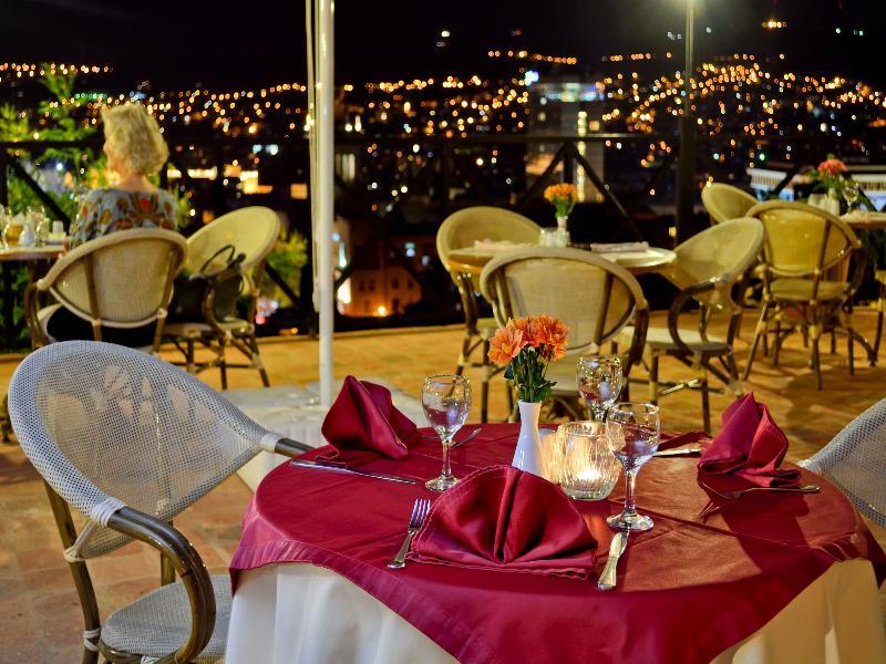 Urban Lodge Hotel Rooms And Suits تبليسي المظهر الخارجي الصورة