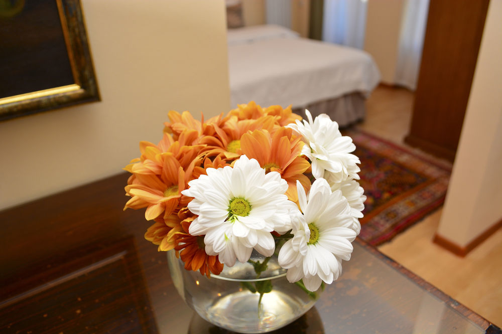 Urban Lodge Hotel Rooms And Suits تبليسي المظهر الخارجي الصورة