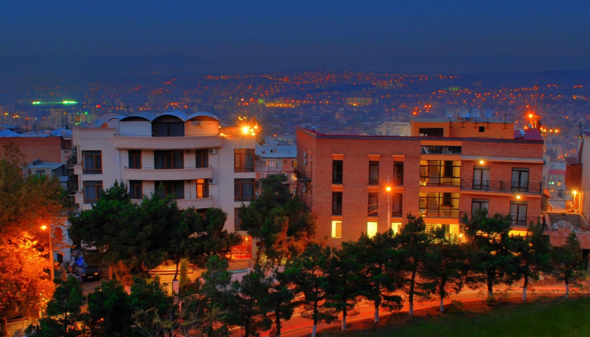 Urban Lodge Hotel Rooms And Suits تبليسي المظهر الخارجي الصورة